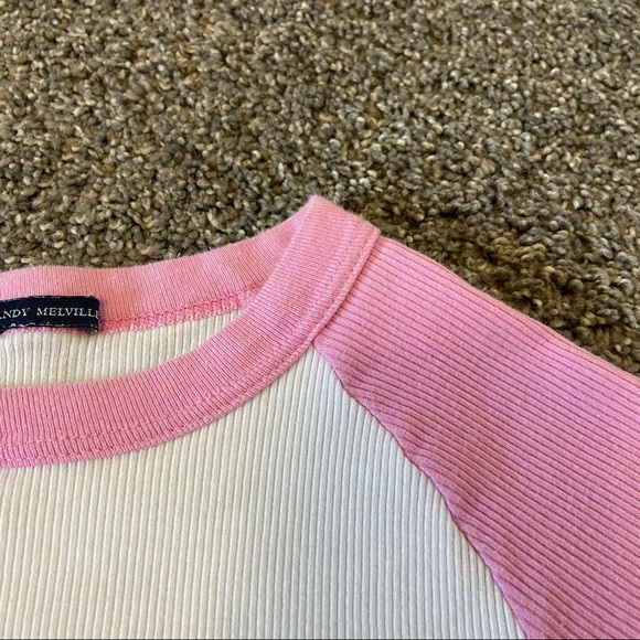 brandy melville pink bella tee - Picture 4 of 4
